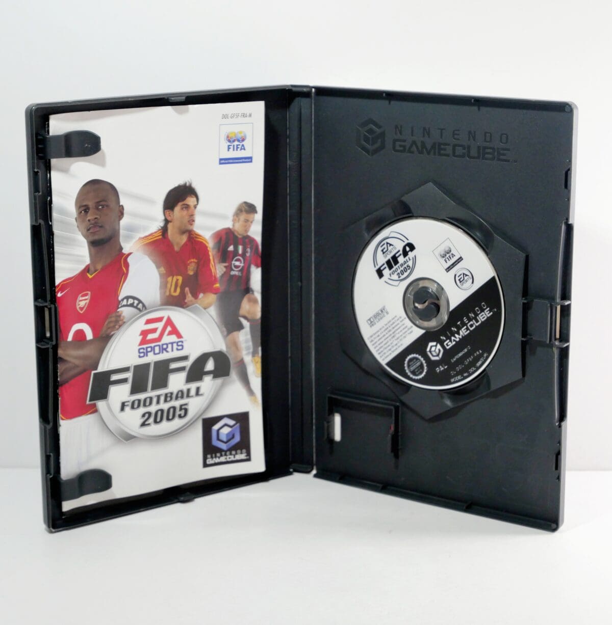 FIFA Football 2005 – Image 3